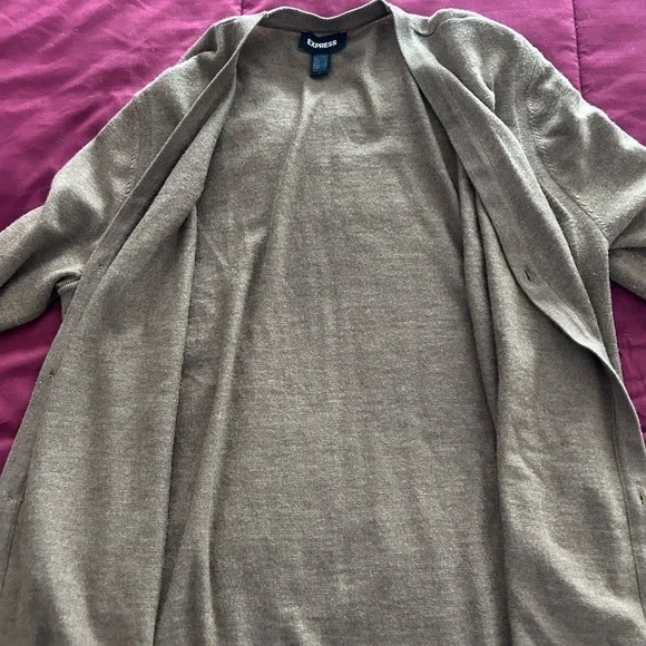 Men’s Express Cardigan Sweater - Picture 3 of 4